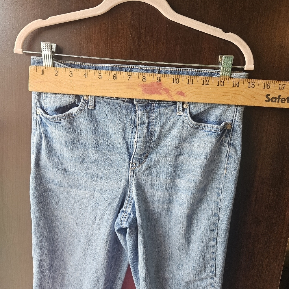 Gloria Vanderbilt Light Blue Straight Leg Jeans - Picture 2 of 6